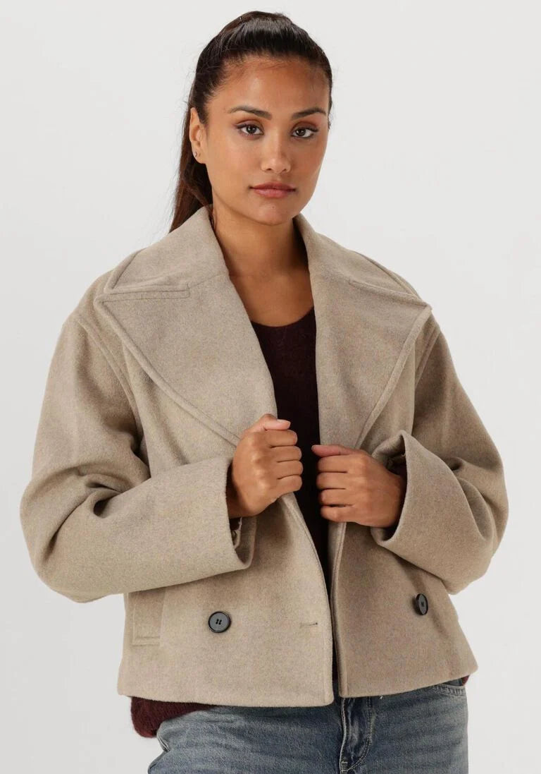 DOUBLE BREASTED COAT