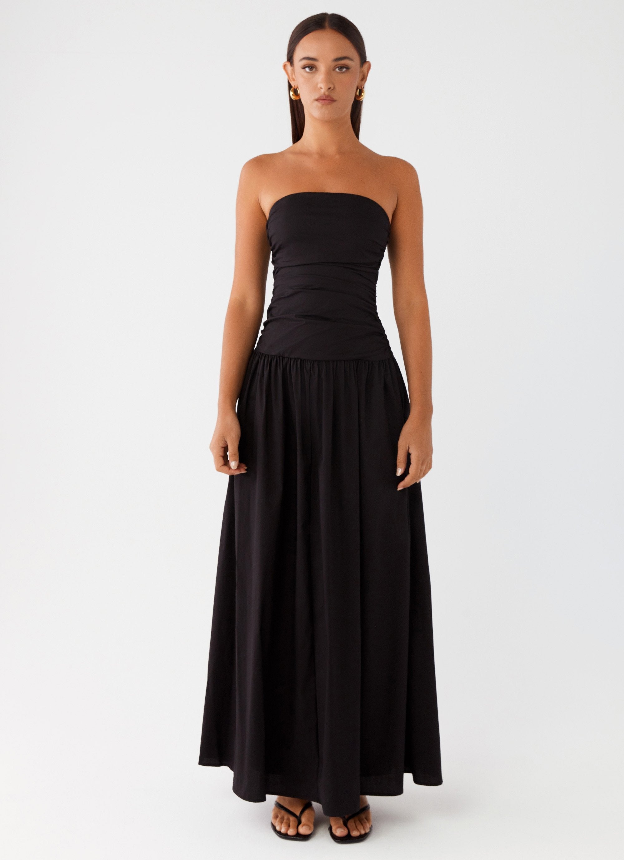 SOFIA ELEGANT MAXI DRESS