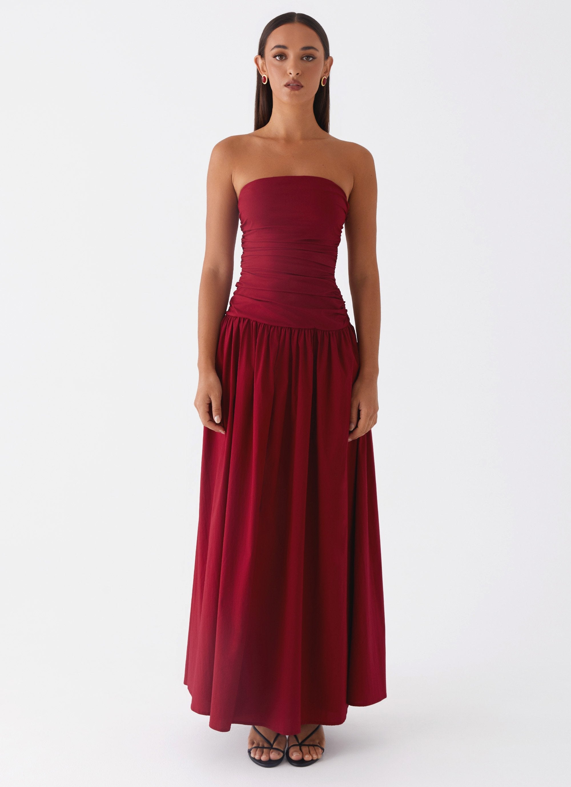 SOFIA ELEGANT MAXI DRESS