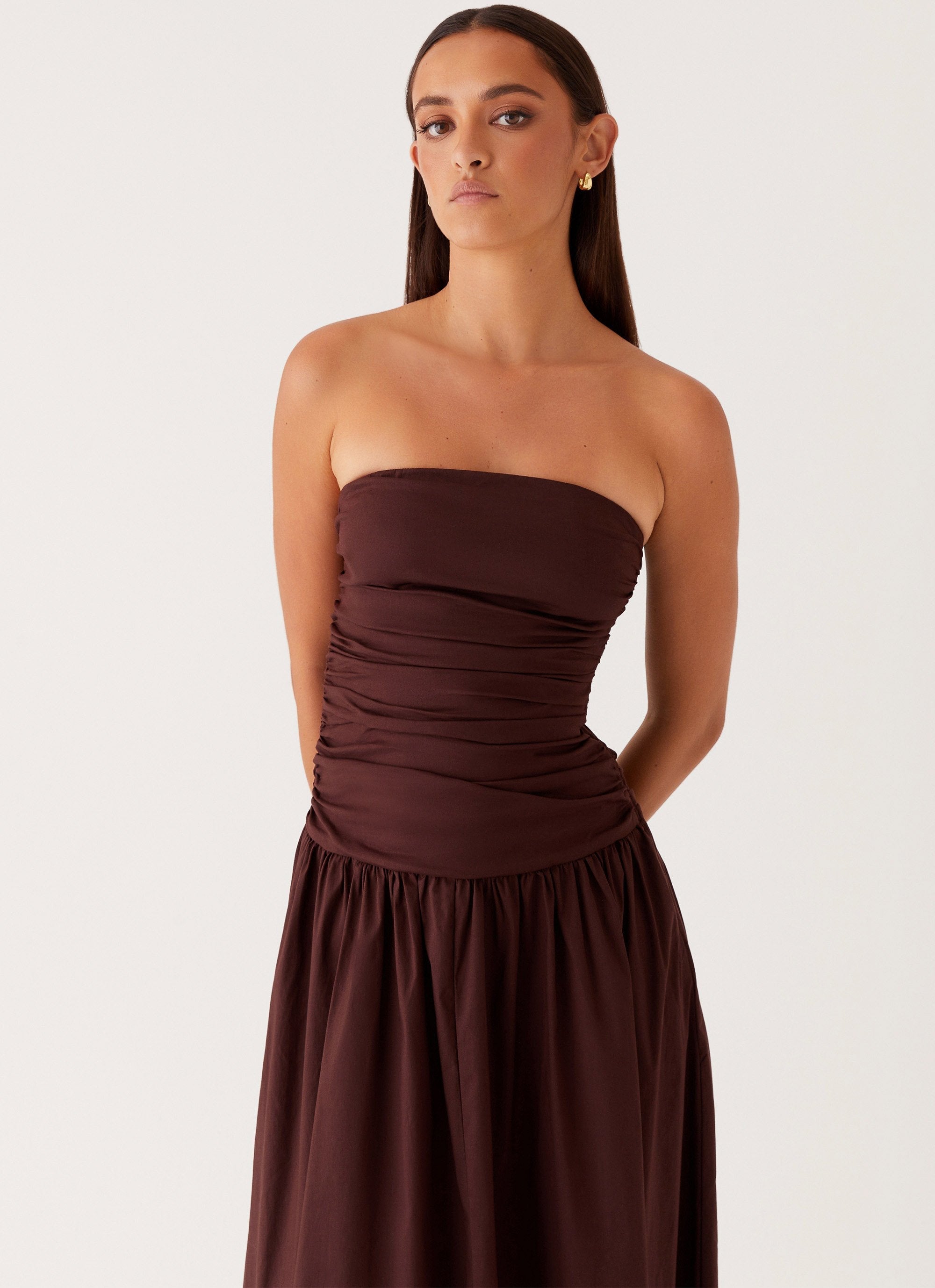 SOFIA ELEGANT MAXI DRESS