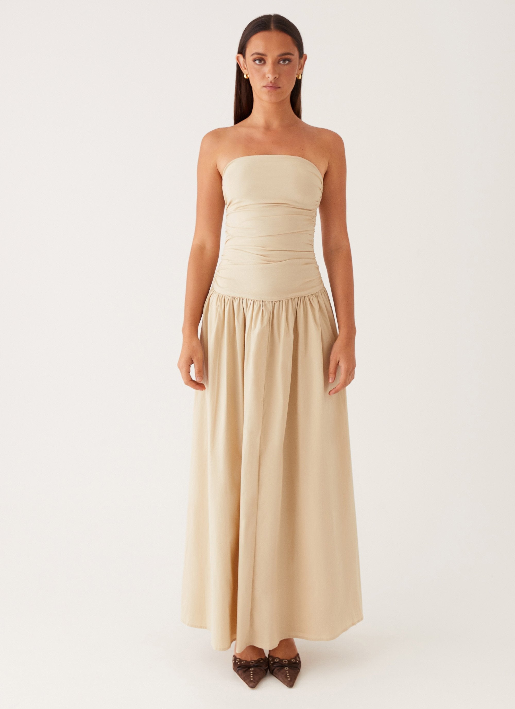 SOFIA ELEGANT MAXI DRESS