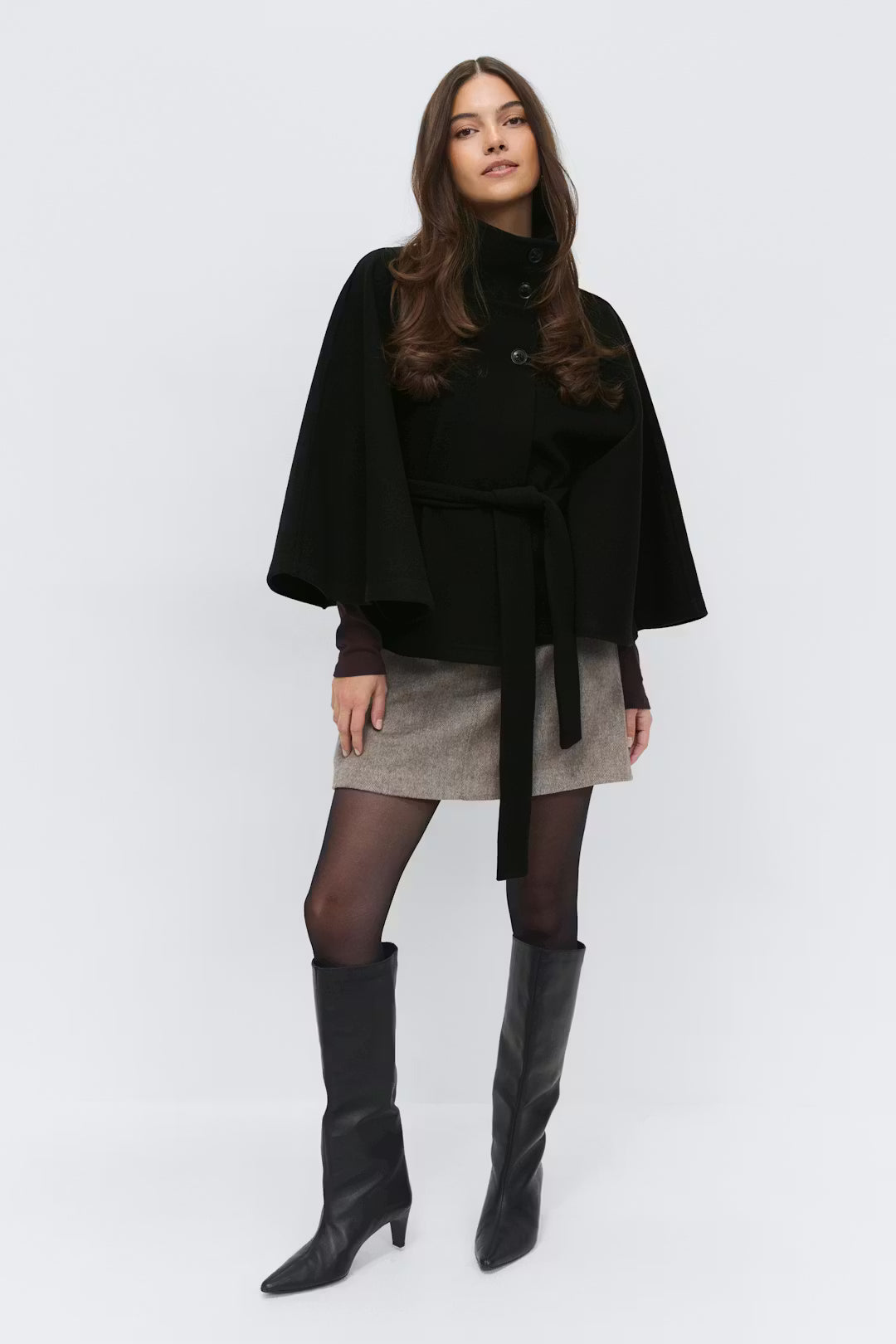 BELT CAPE COAT