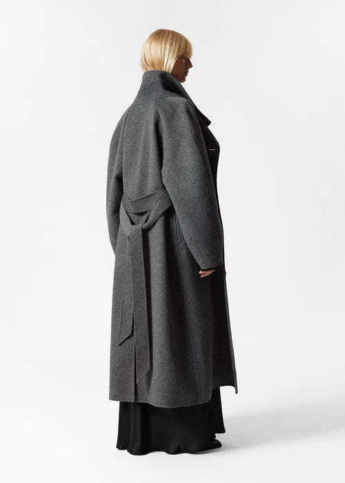 LONG DOUBLE-BREASTED JACKET