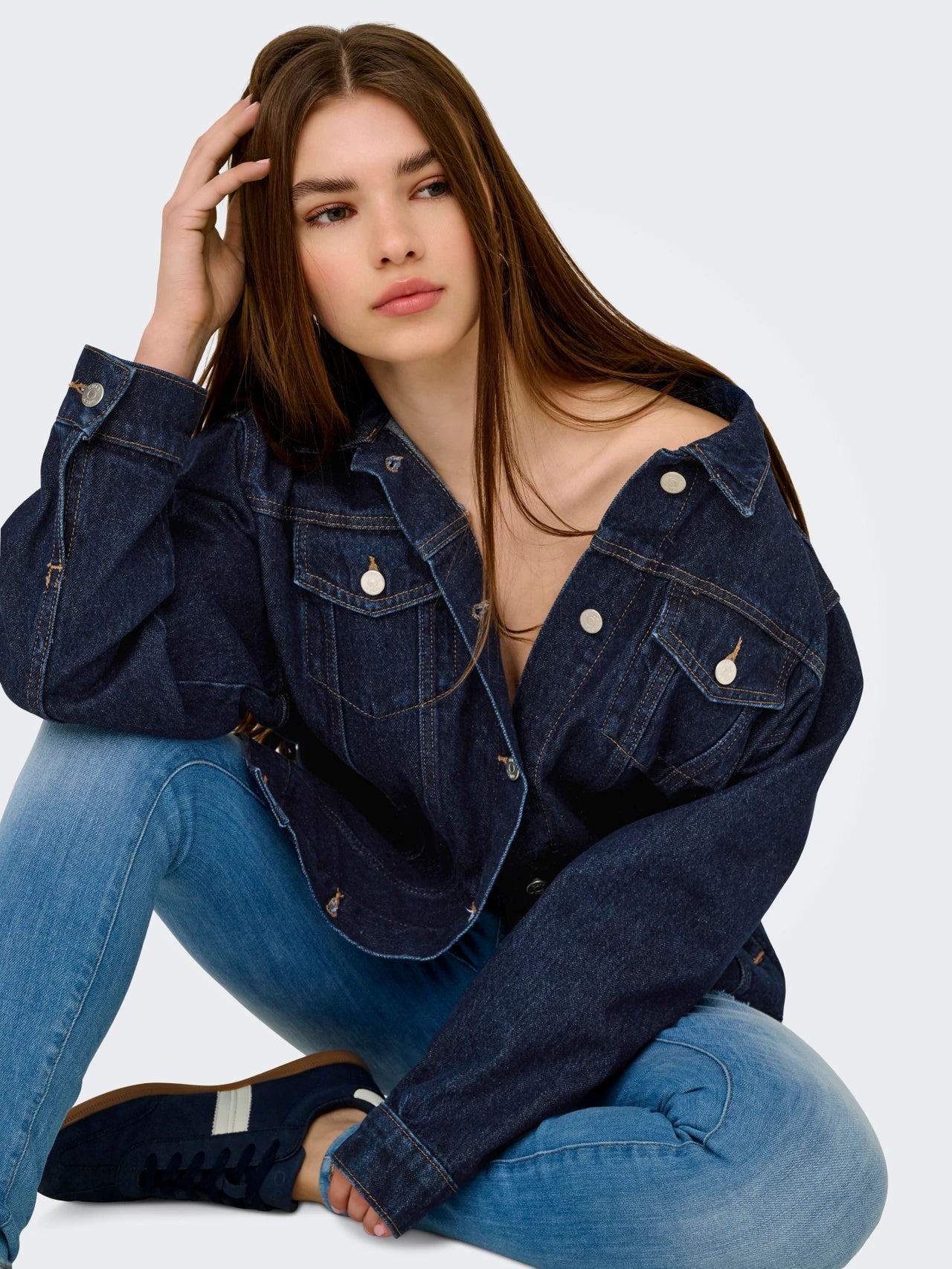 LOOSE DENIM JACKET